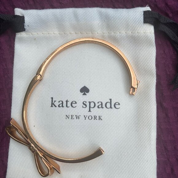 KATE SPADE "LOVENOTES"  ROSE GOLD BANGLE BRACELET - Picture 2 of 3